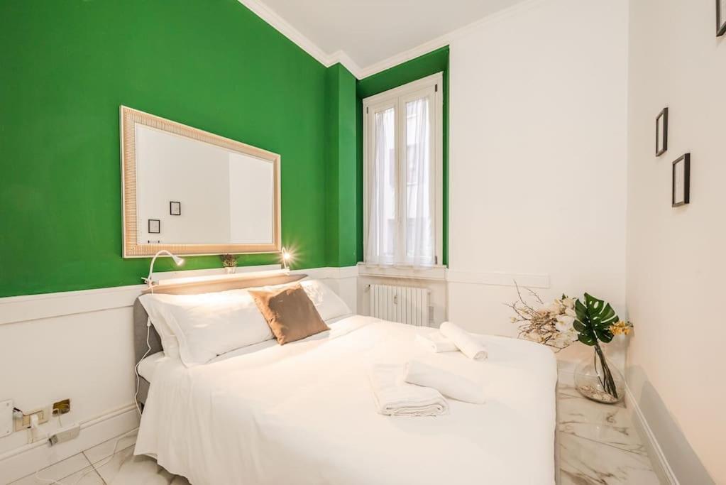 Centrale's Nest - Elegant Close To Station Apartment Mailand